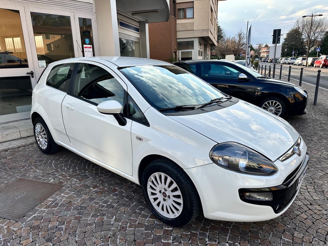 Fiat Punto Evo 1.2Bz 69Cv Dynamic - Neopatentati