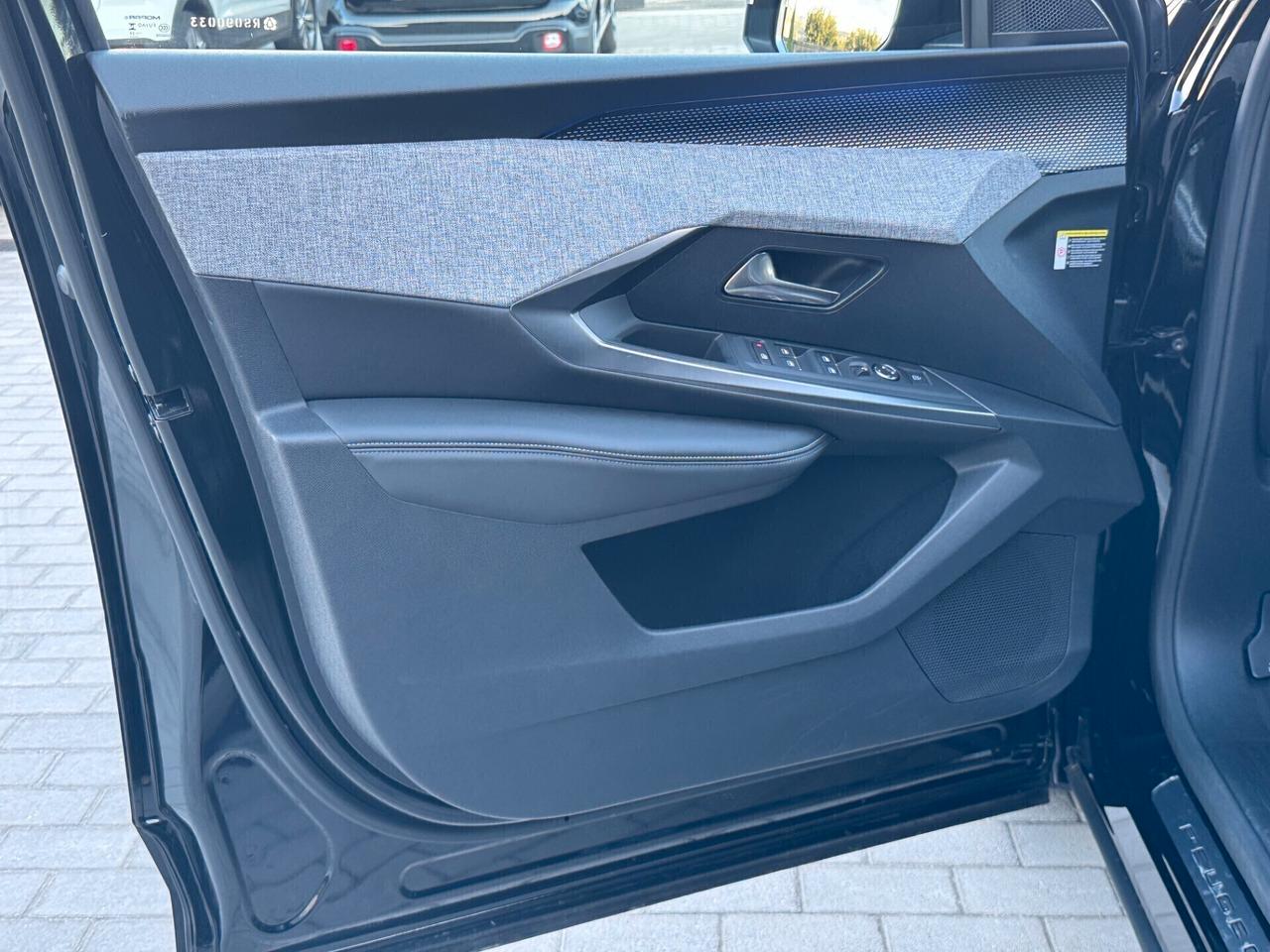 Peugeot 3008 Hybrid 136 e-DCS6 GT LINE - PRONTA CONSEGNA - NESSUN VINCOLO DI FINANZIAMENTO