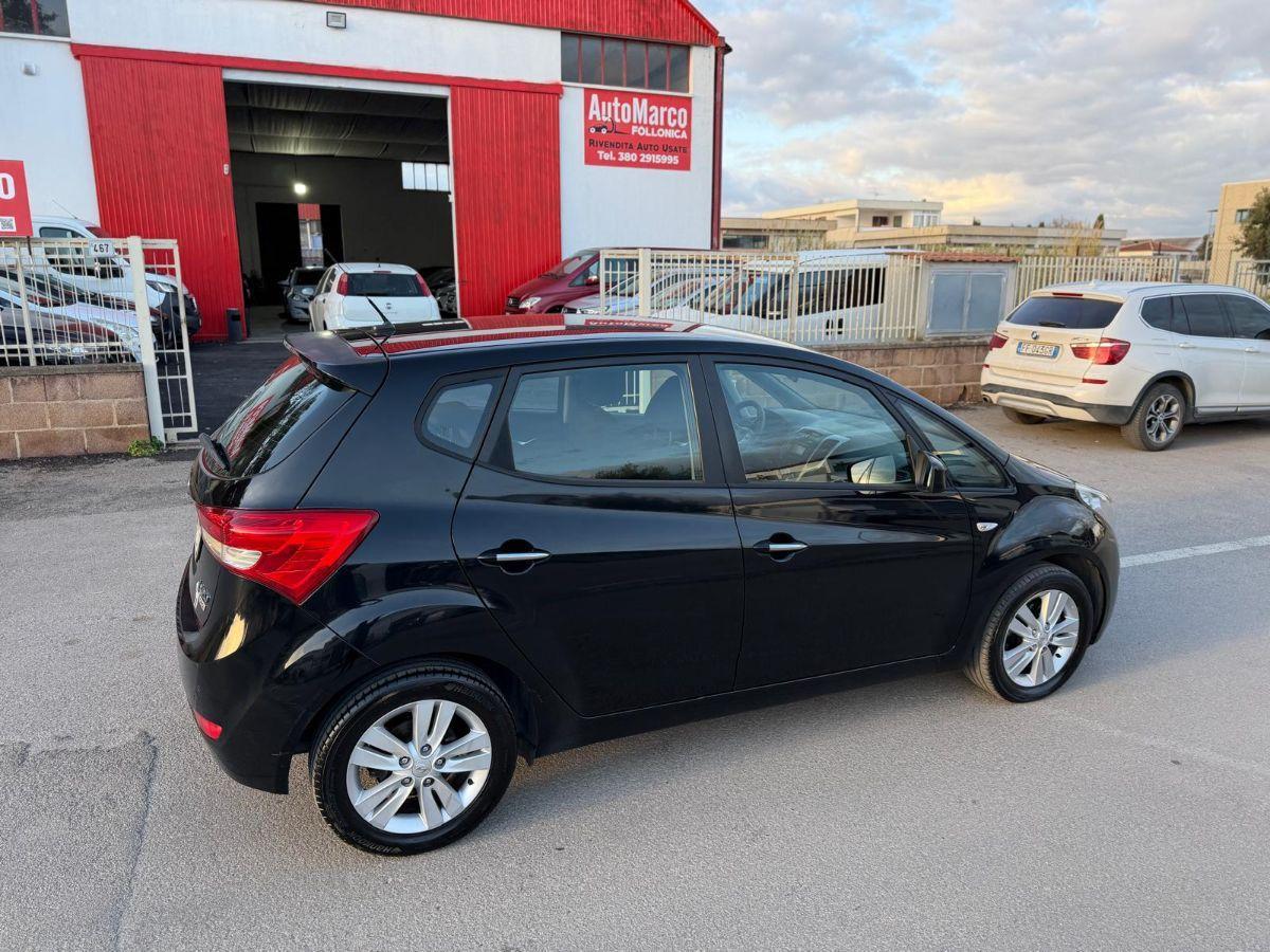 HYUNDAI - iX20 - 1.4 CRDI 77CV Comfort