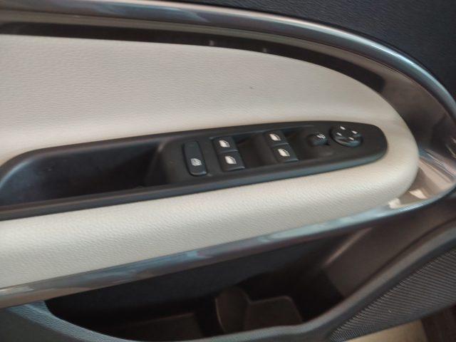 FIAT 600 Hybrid 110 CV DCT MHEV La Prima