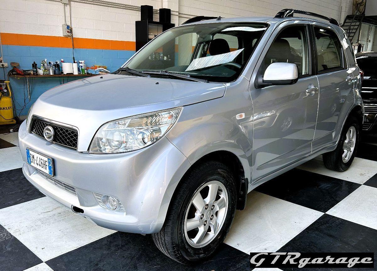 DAIHATSU TERIOS 1.5i 16V 4WD SX AUTOMATICA OK NEO