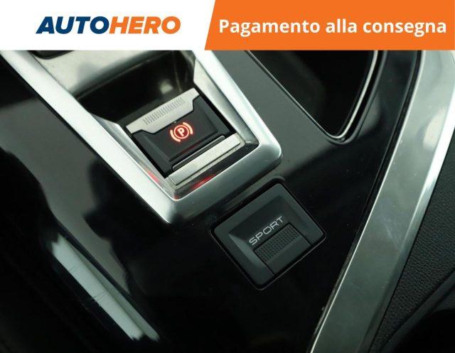 PEUGEOT 3008 BlueHDi 130 S&S EAT8 Allure