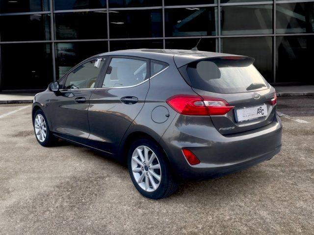 FORD Fiesta 1.1 BENZ 85 CV 5 porte Titanium OK NEOPATENTATI