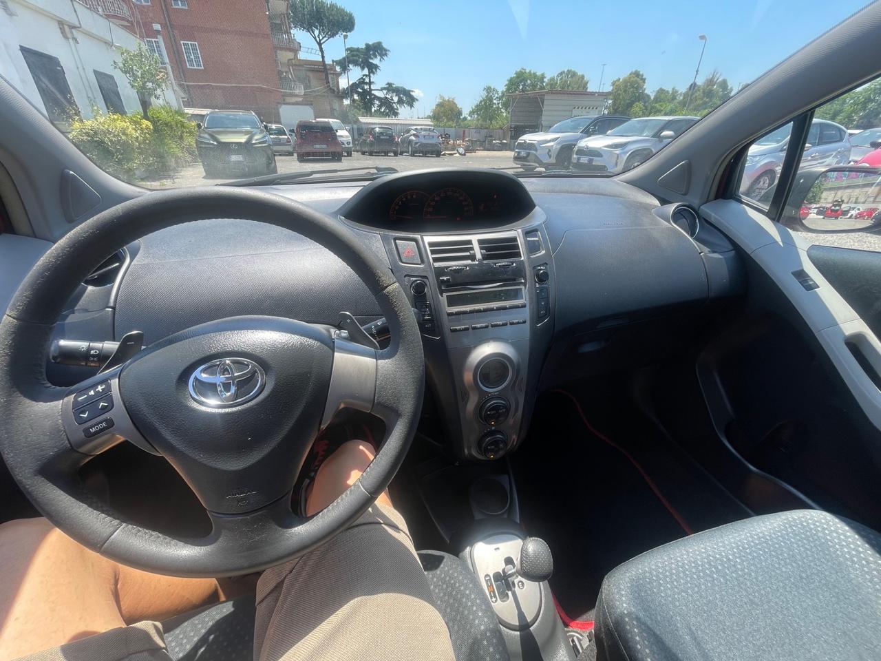 Toyota Yaris 1.3 5 porte M-MT AUTOMATICA GARANZIA