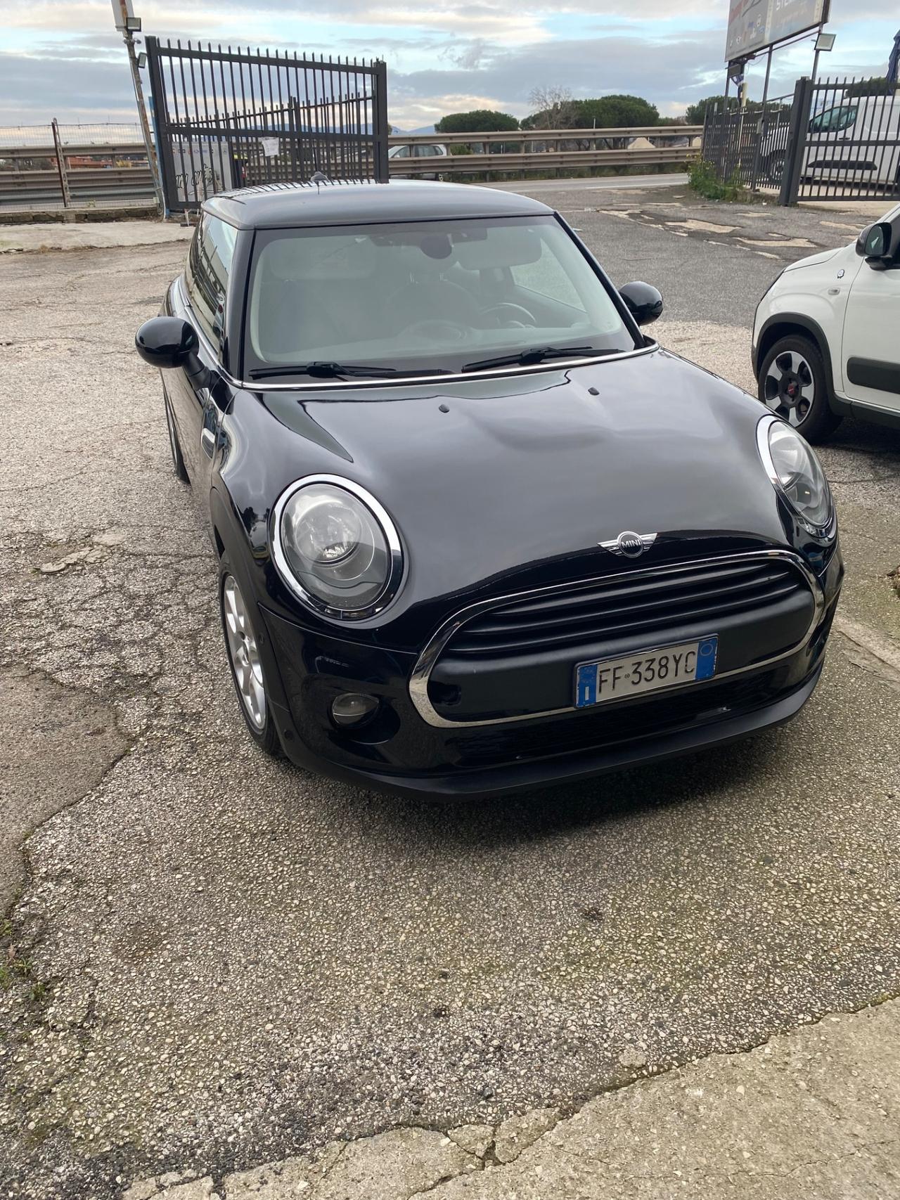 Mini 1.2 One 75 CV automatica