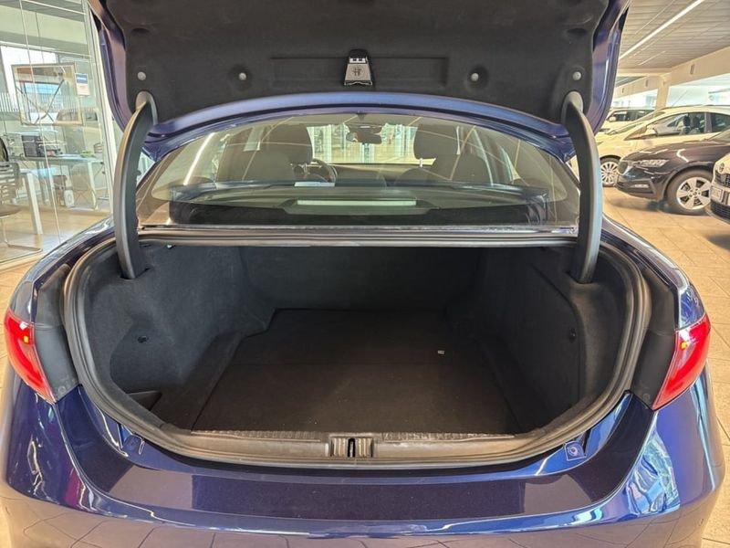 Alfa Romeo Giulia 2.2 T BUSINESS 150CV AUTO