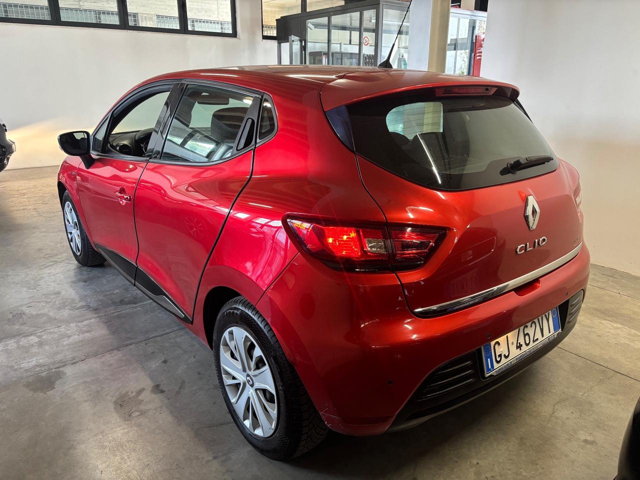 Renault Clio 1.2 BENZINA 75Cv LIMITED |OK NEOPATENTATI~