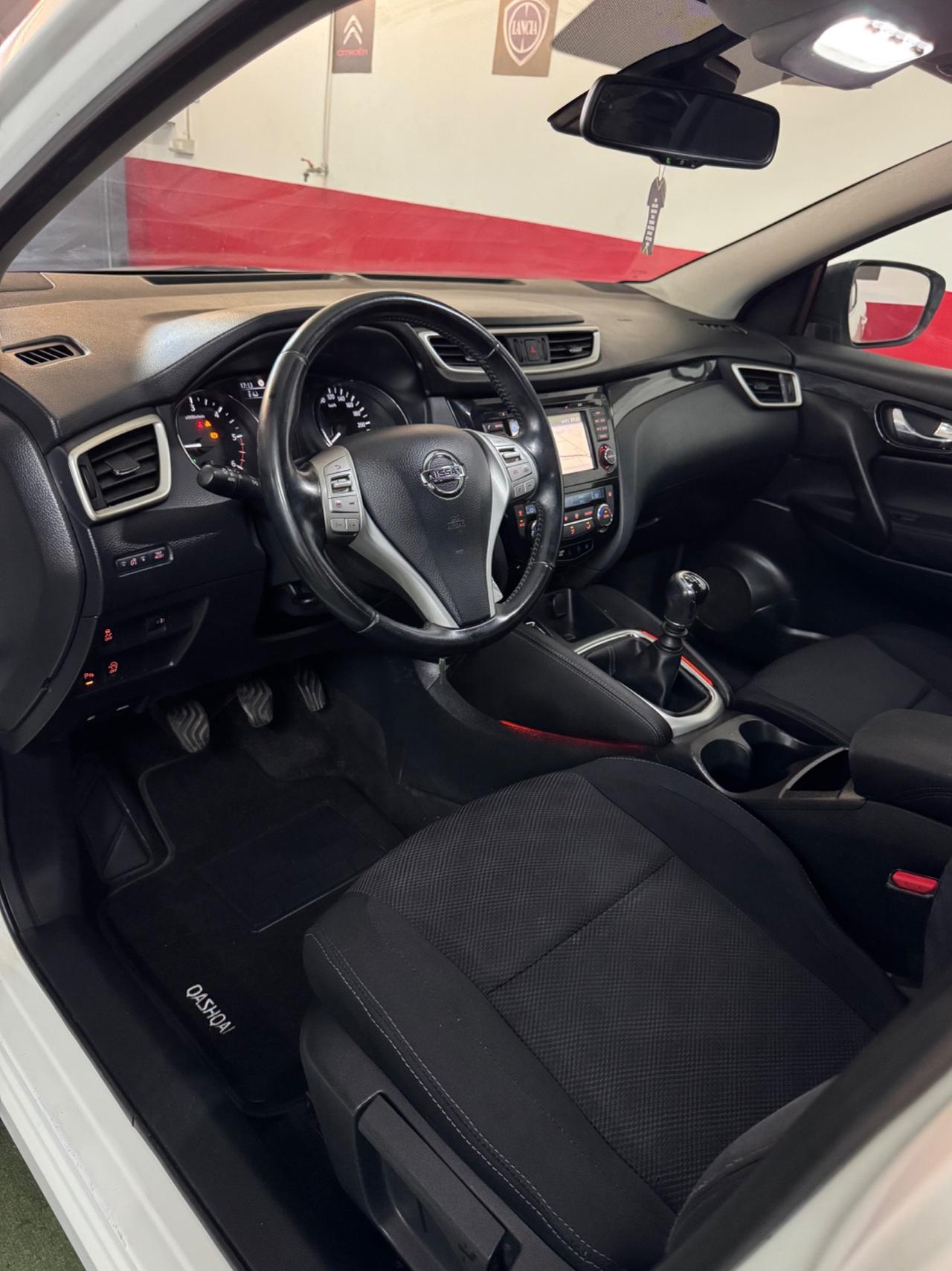 Nissan Qashqai 1.5 dCi 110 CV Tekna , telecamera ,Nav ,Cerchi 17
