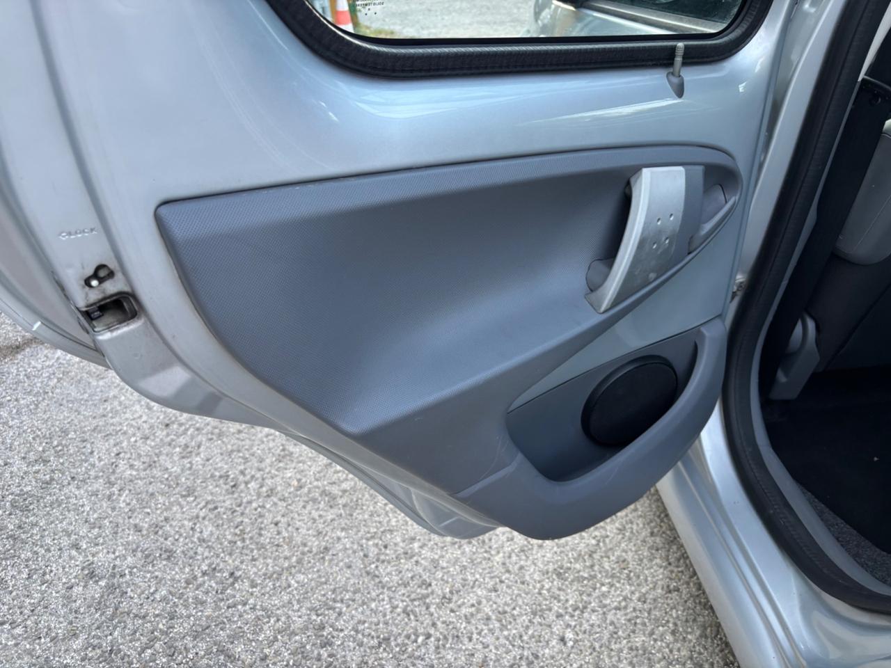 Toyota Aygo 1.4 DIESEL 5 porte Sol OK NEOPATENTATI