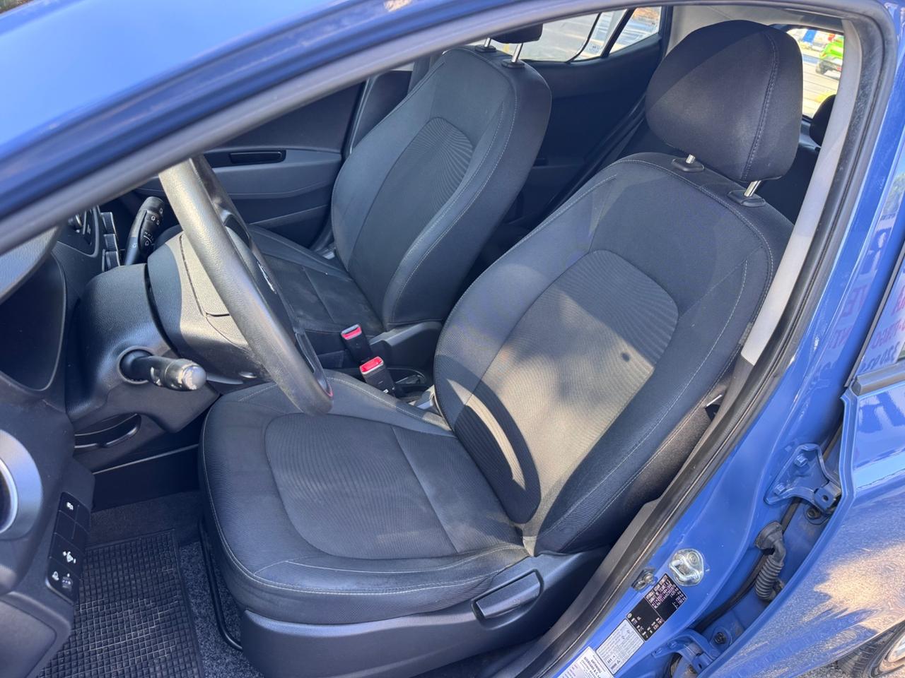 Hyundai i10 1.0 BENZINA neopaten GARANZIA 12 mesi