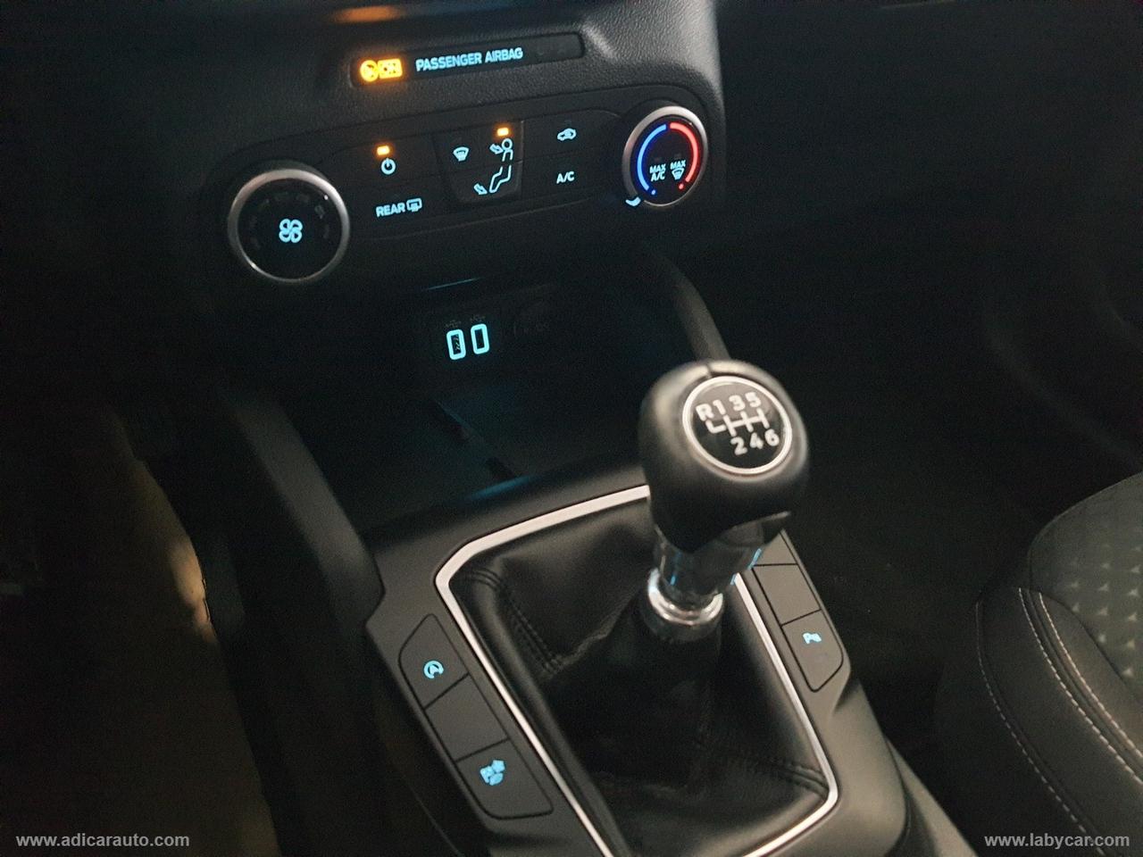 FORD Kuga 1.5 EcoBoost 120 2WD Titanium Bus.