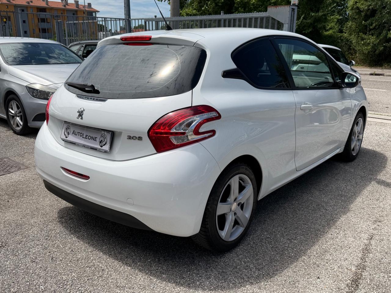 Peugeot 208 1.2 VTi 82 CV 3 porte Allure Perfetta