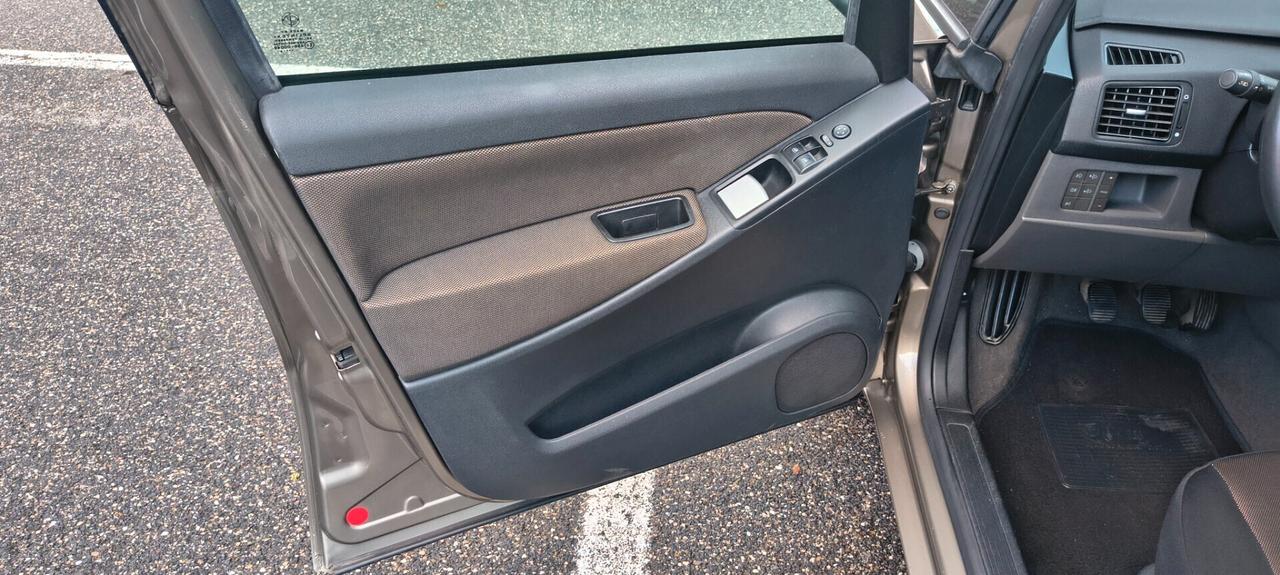 Fiat Idea 1.4 BlackEnergy