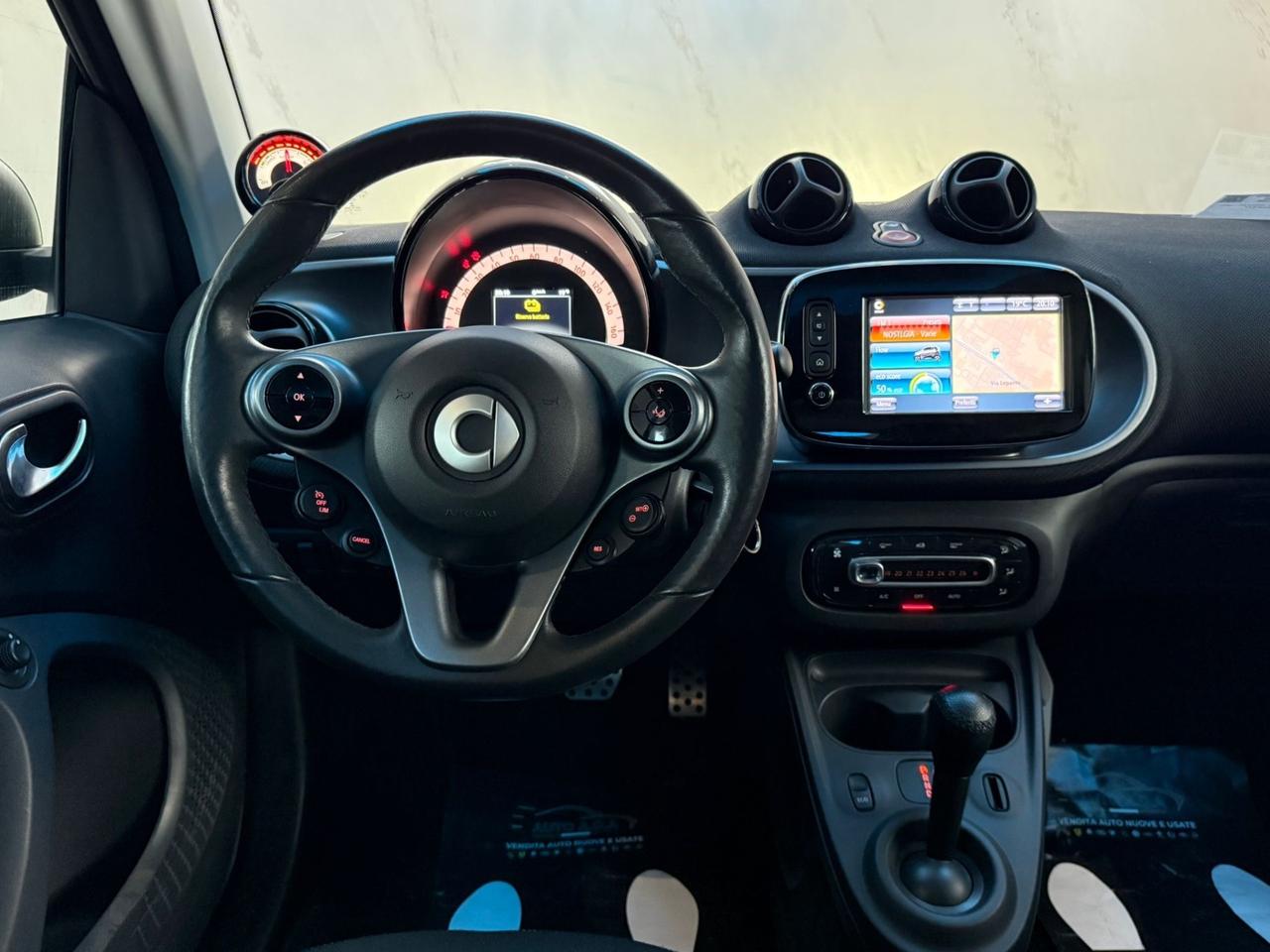 Smart ForTwo EQ BRABUS Style Parisblue