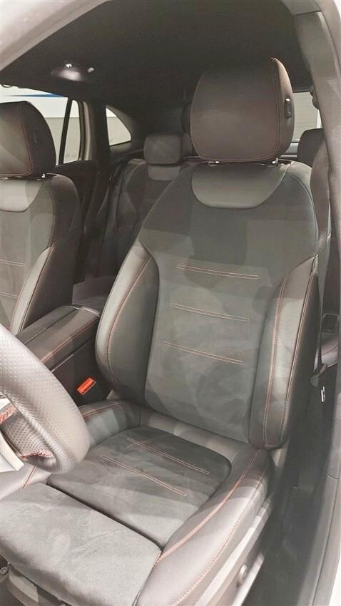 Mercedes-benz GLA 220 d Automatic 4Matic Sport Plus