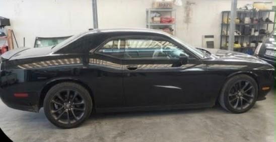 Dodge Challenger Sxt