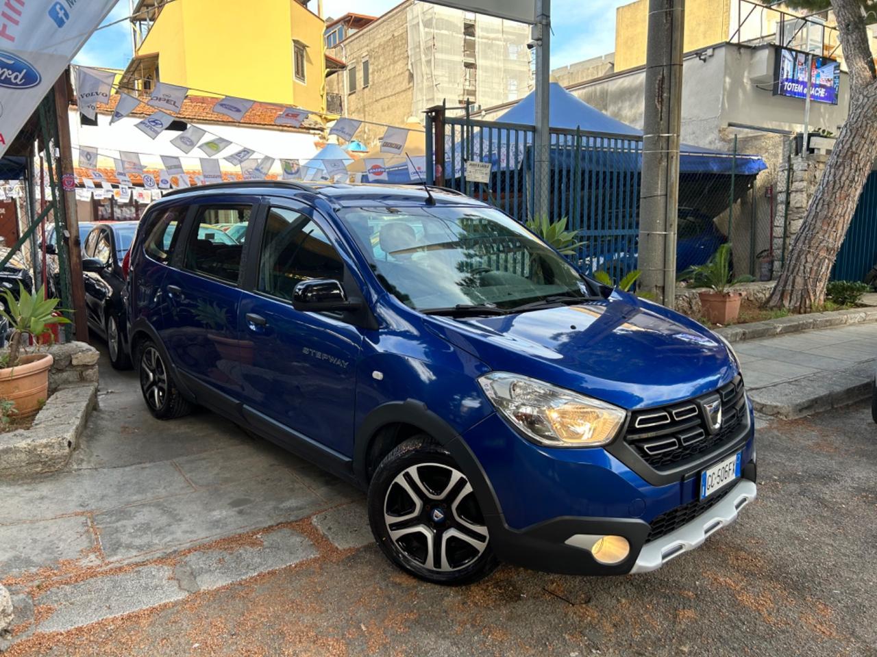 Dacia Lodgy Stepway 1.5 Blue dCi 8V 115CV 7 posti