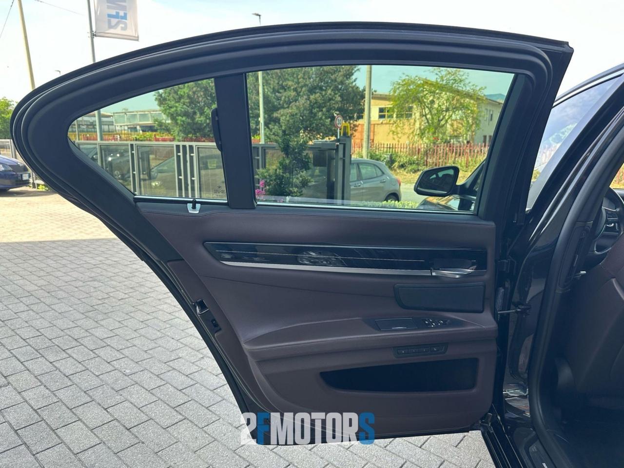 Bmw 750 i xdrive Eccelsa auto