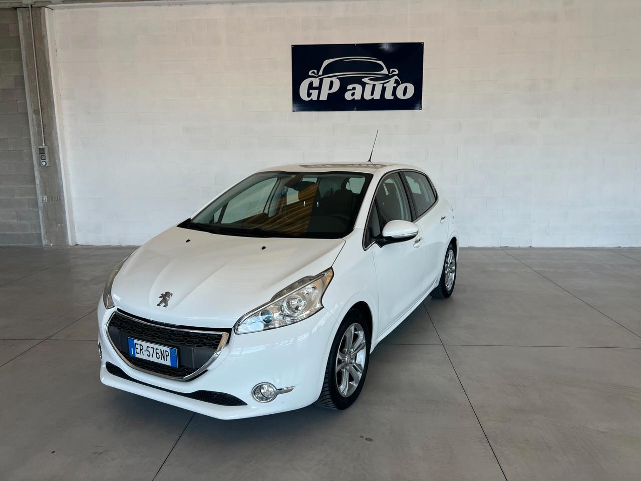 Peugeot 208 1.2 VTi 82 CV 5 porte Allure