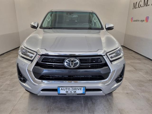 TOYOTA Hilux 2.8 D A/T 4WD 4 porte Double Cab