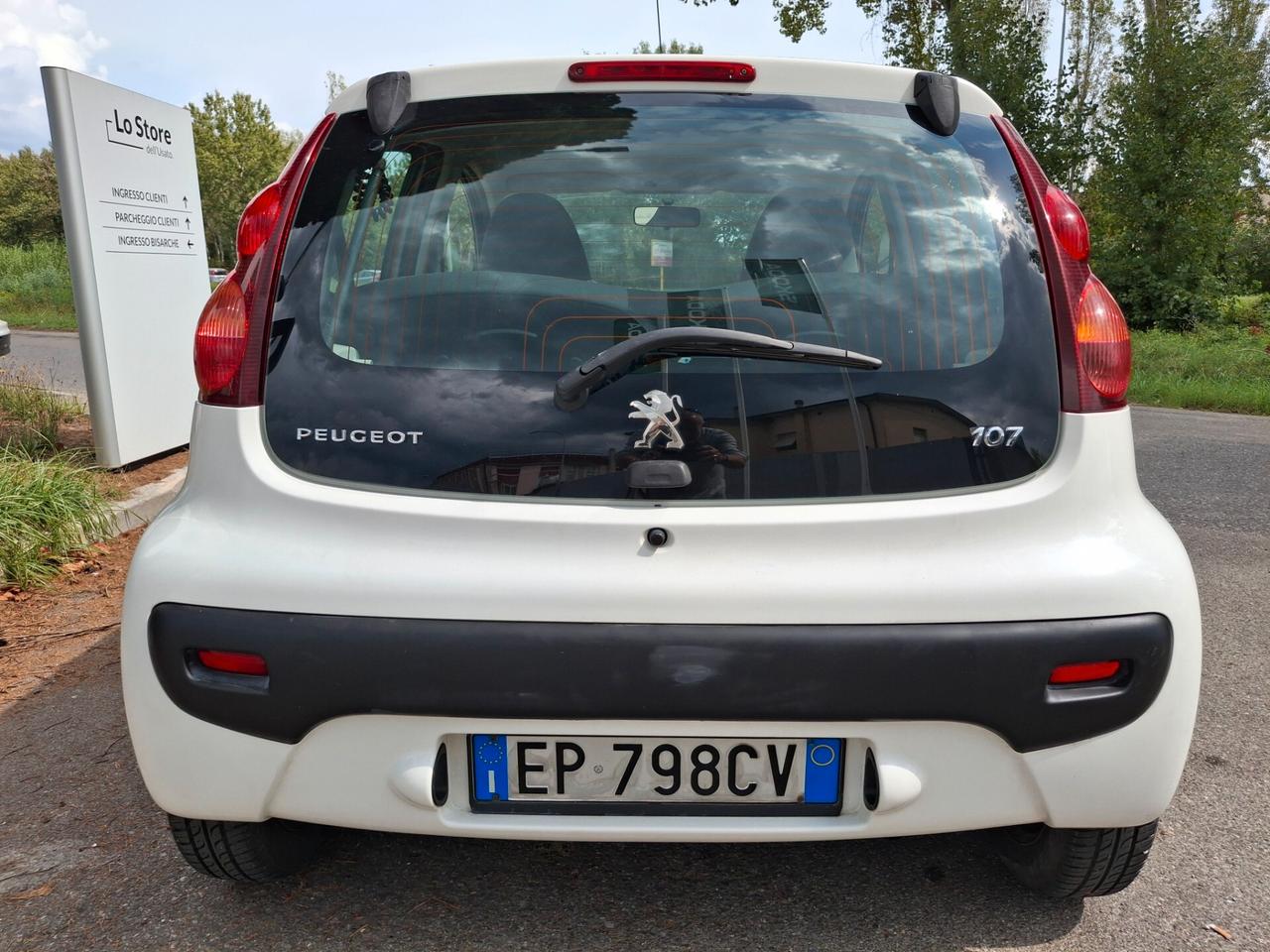 Peugeot 107 1.0 Benzina 68CV. 5 Porte-OK NEOPATENTATI-