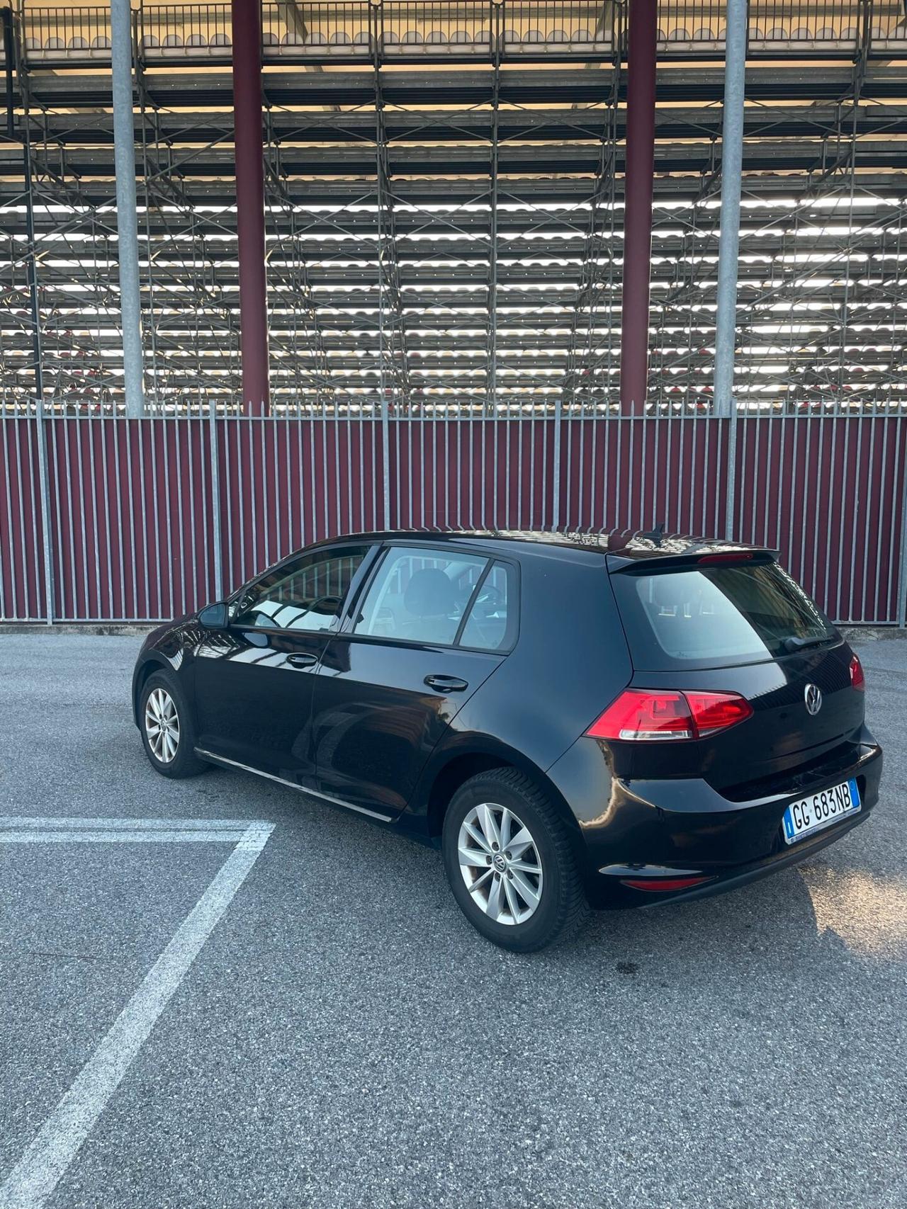 Volkswagen Golf 1.6 TDI 90 CV