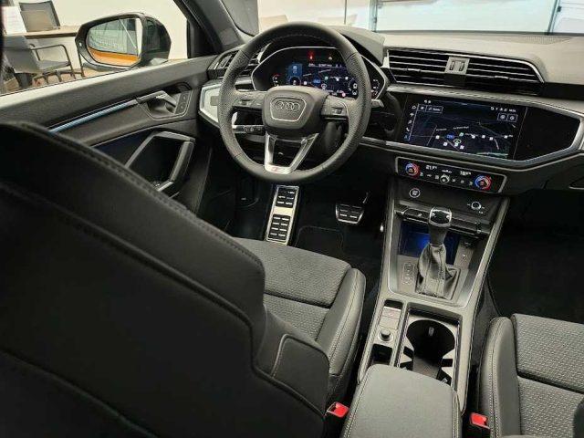 AUDI Q3 35 TDI S tronic Identity Black