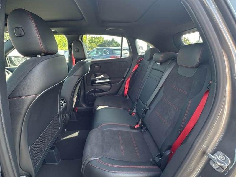Mercedes-Benz GLA 35 AMG Premium Plus