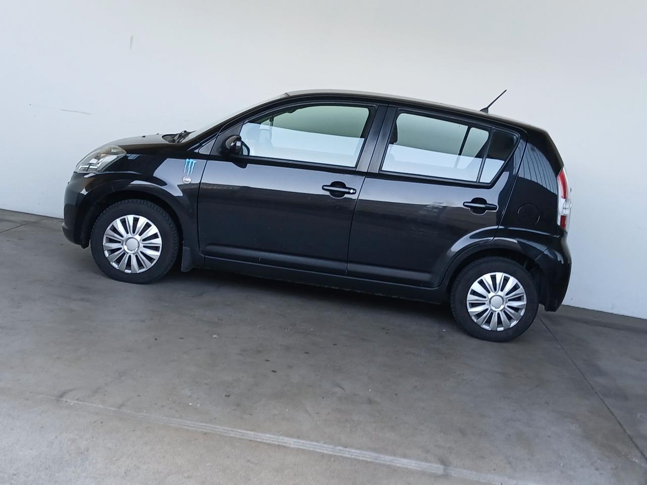 Daihatsu Sirion 1.3 16V 4WD Mio