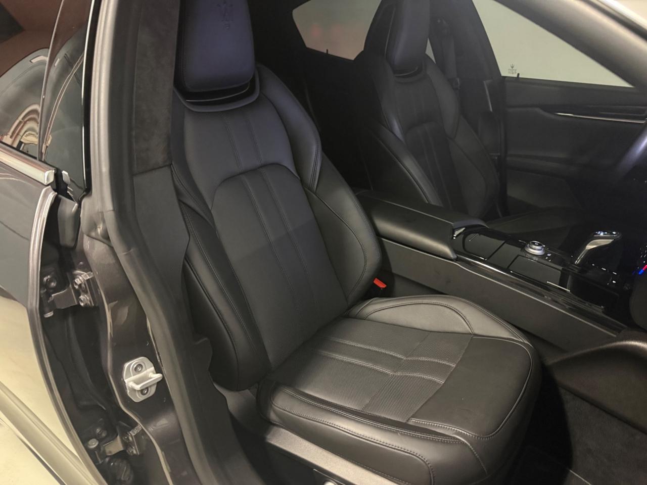 Maserati Ghibli V6 Modena