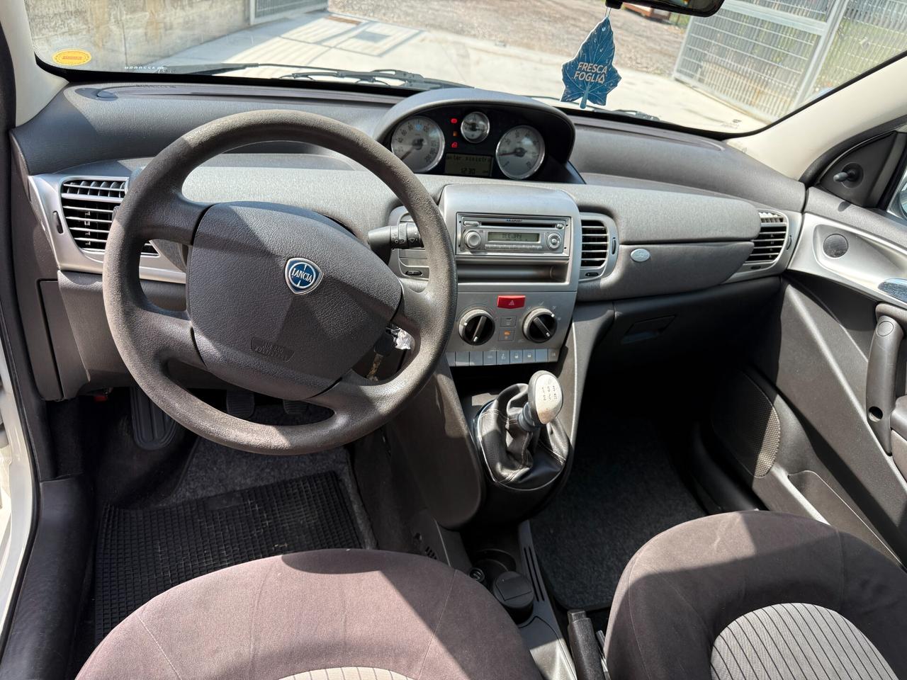 LANCIA YPSILON ANNO 2008 1.2 BENZINA 60 CV