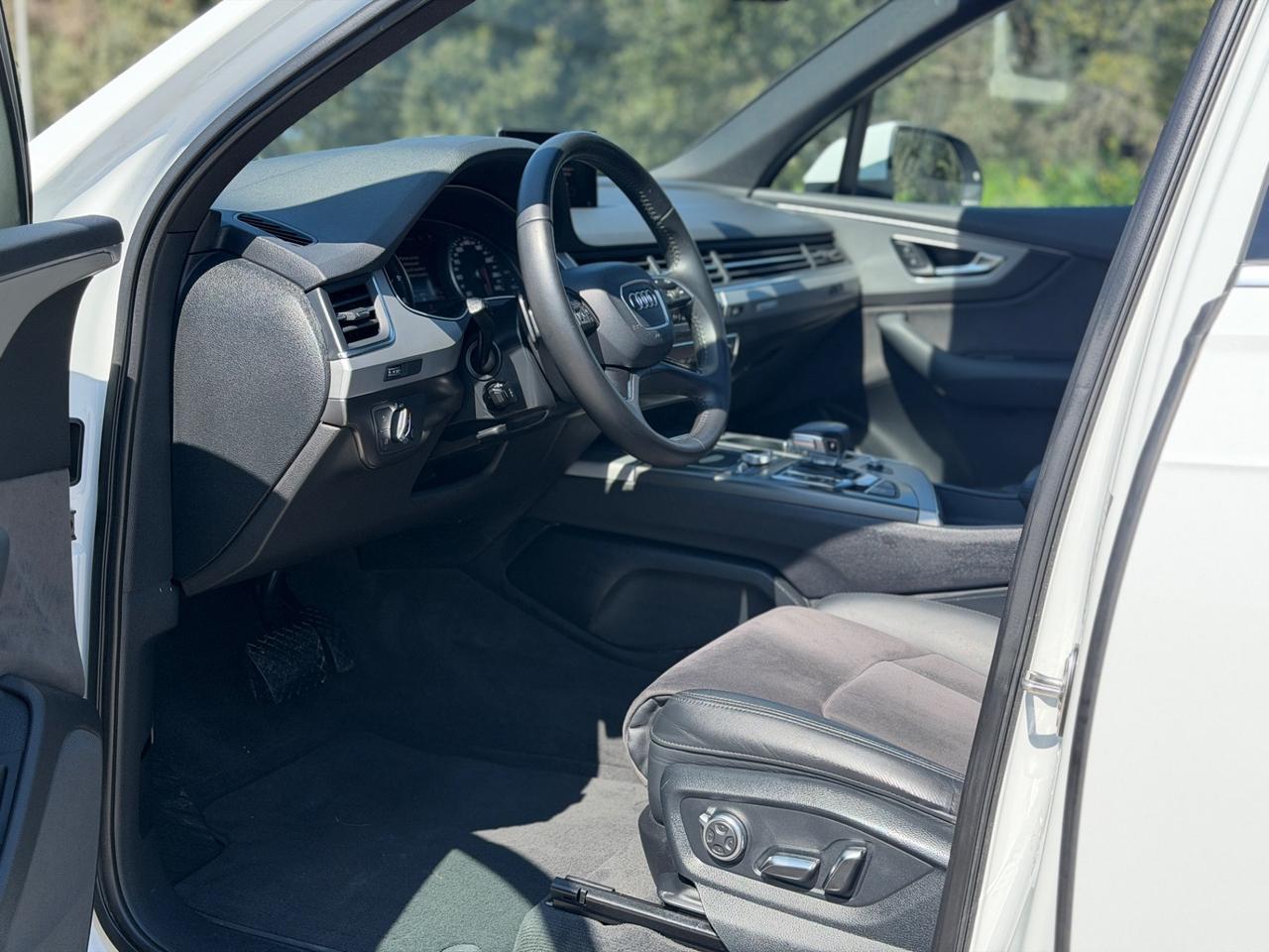 Audi Q7 3.0 TDI 218 CV ultra quattro tiptronic sport plus