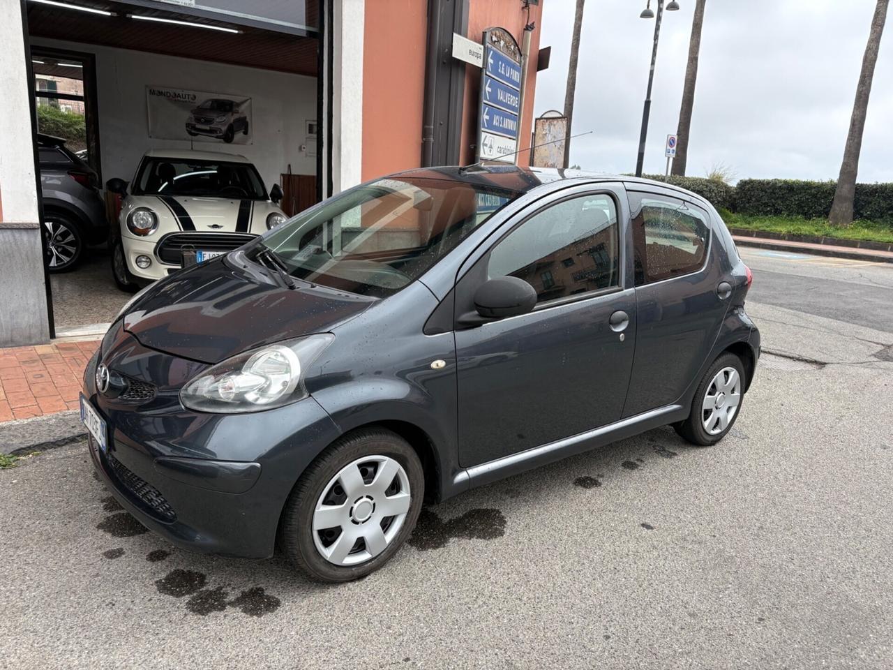 Toyota Aygo 1.0 12V VVT-i 5 porte
