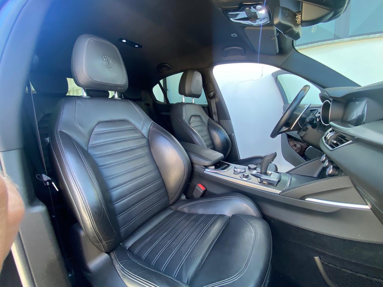 Alfa Romeo Stelvio 2.2 Turbodiesel 210 CV AT8 Q4 Veloce