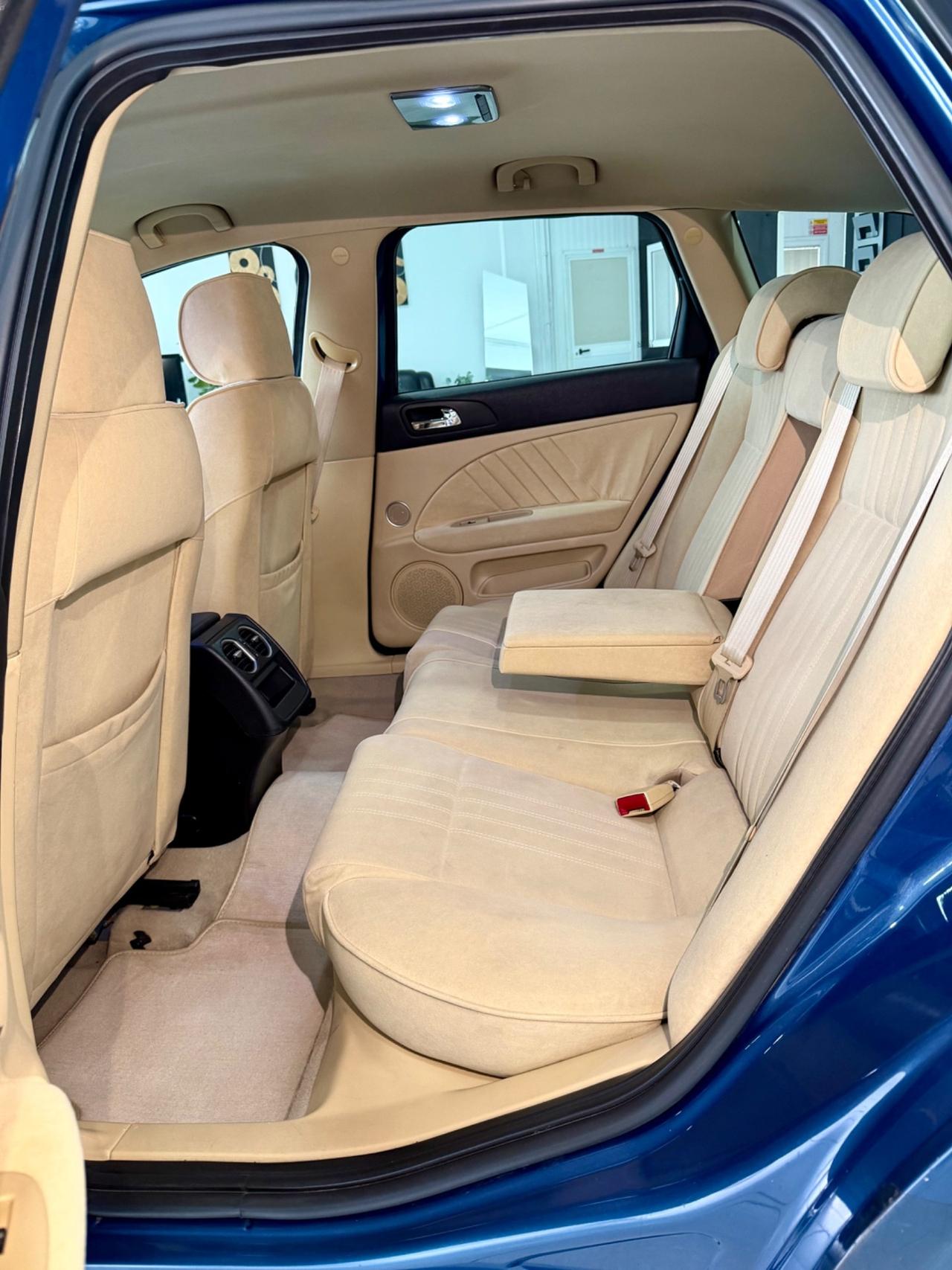 Alfa Romeo 159 1.9 JTDm Sportwagon Distinctive