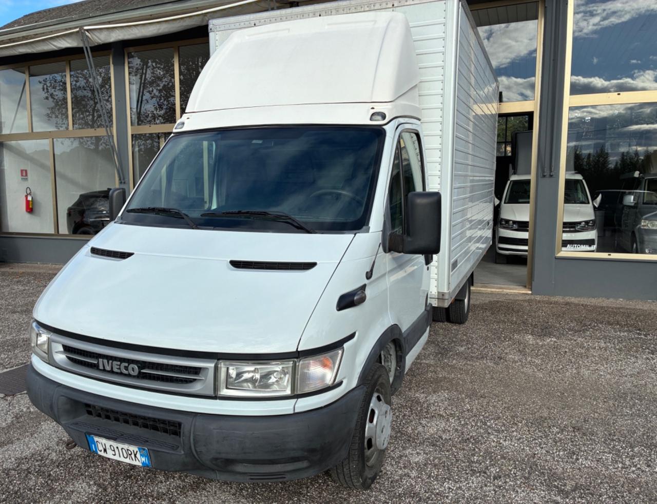 Iveco Daily 35 3.0 Hpi TDI PLM-RG Cassonato