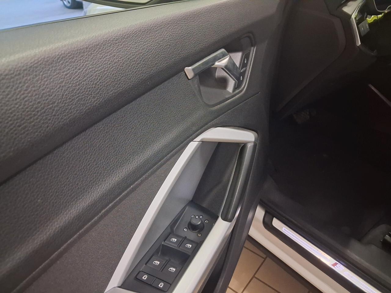 Audi Q3 35 TDI S tronic line edition 2021 Sportback