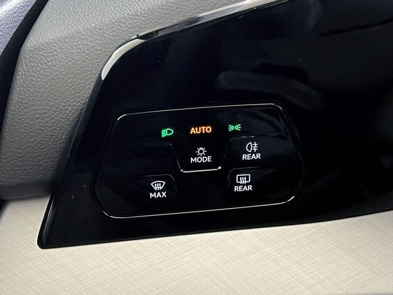 Volkswagen Golf Golf Variant 1.5 eTSI 115 CV ACT DSG Edition Plus