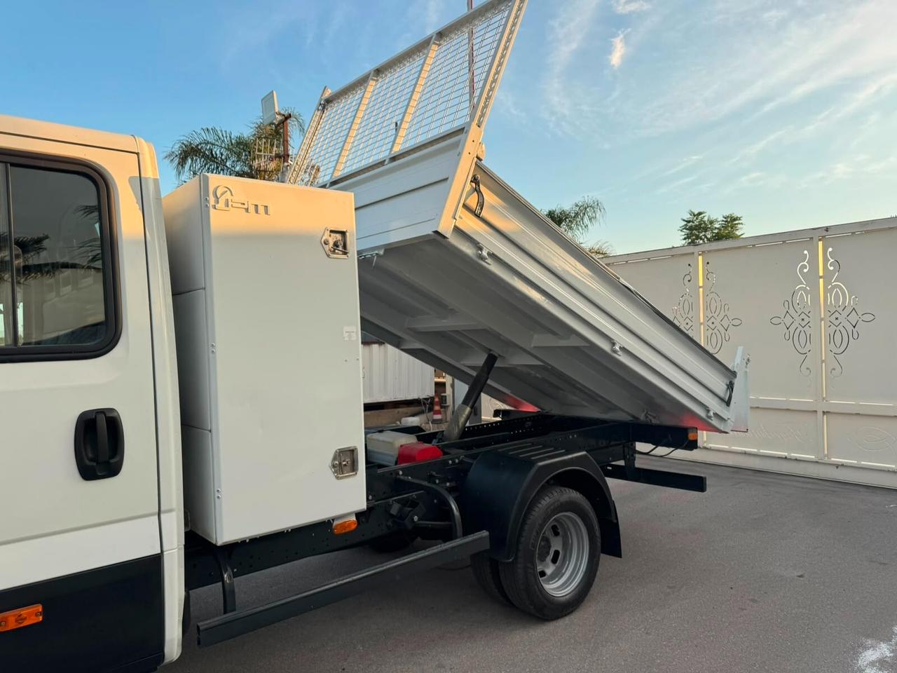 IVECO DAILY 35-140 DOPPIA CABINA RIBALTABILE