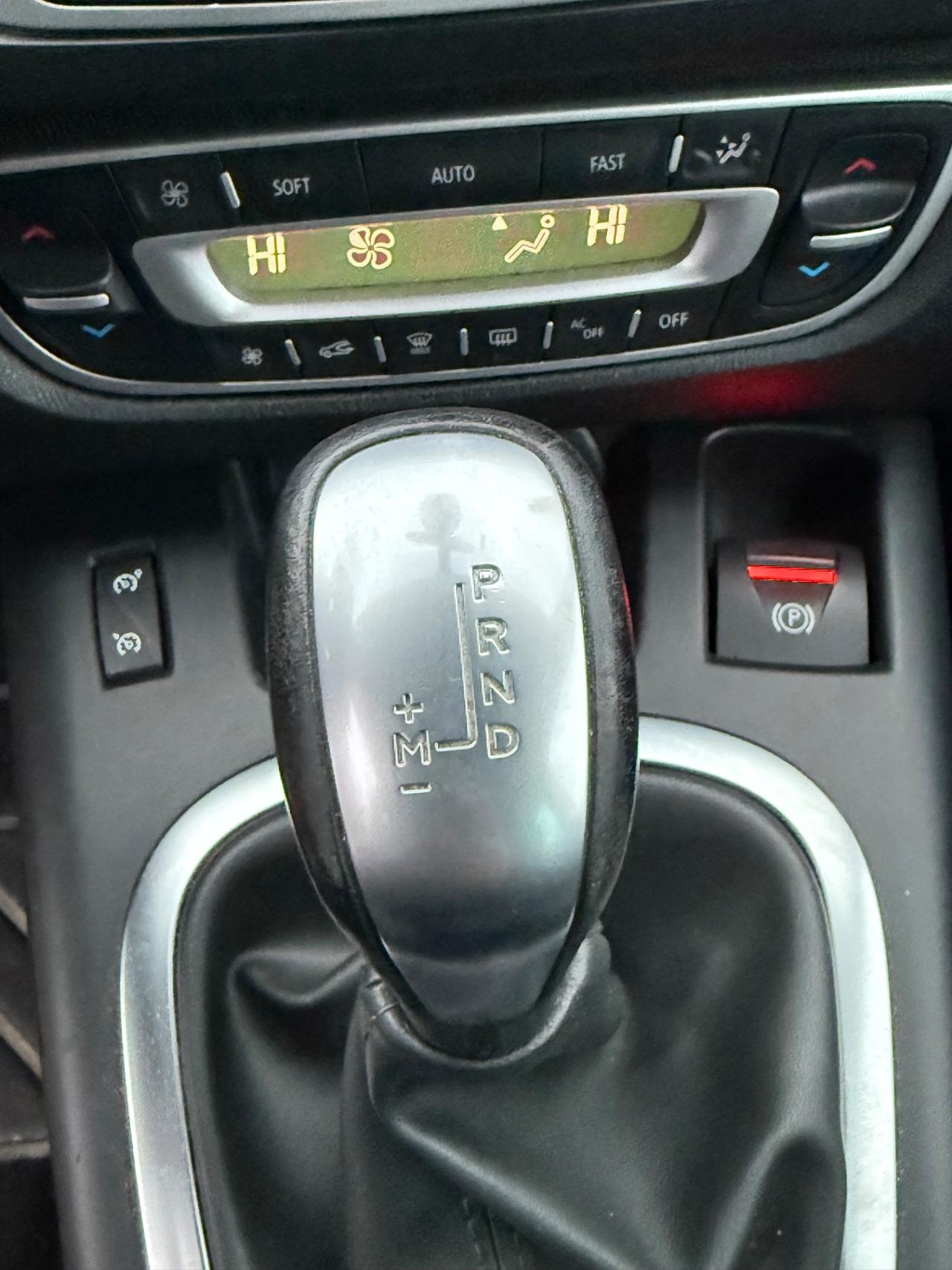 Renault Scenic Scénic XMod TCe 115 CV Start&Stop Energy Limited