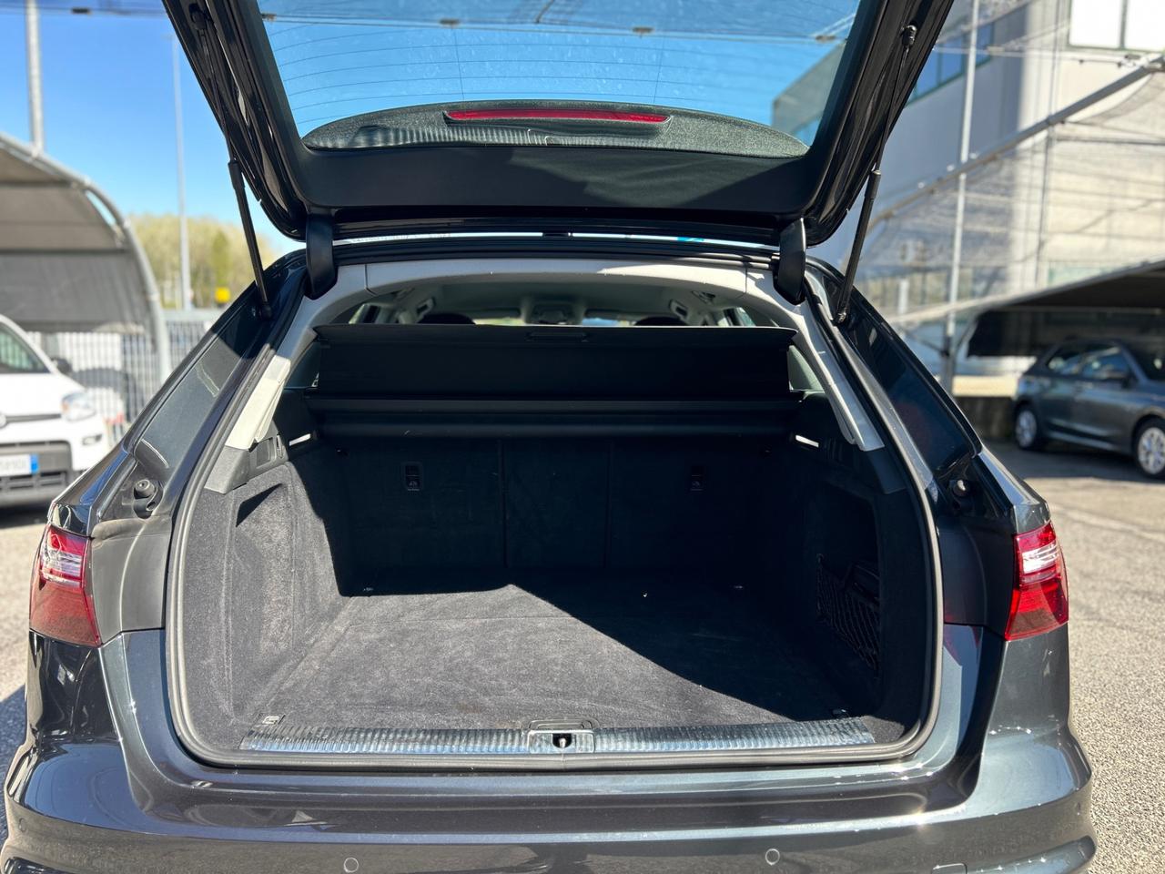 Audi A4 Avant 30 2.0 tdi mhev 136cv s-tronic