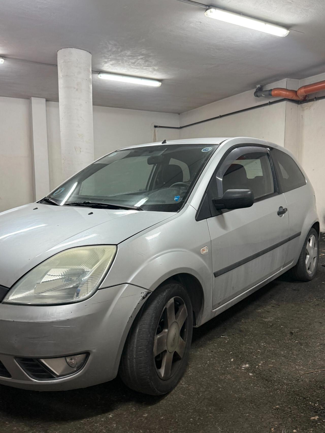 Ford Fiesta 1.2 Benzina