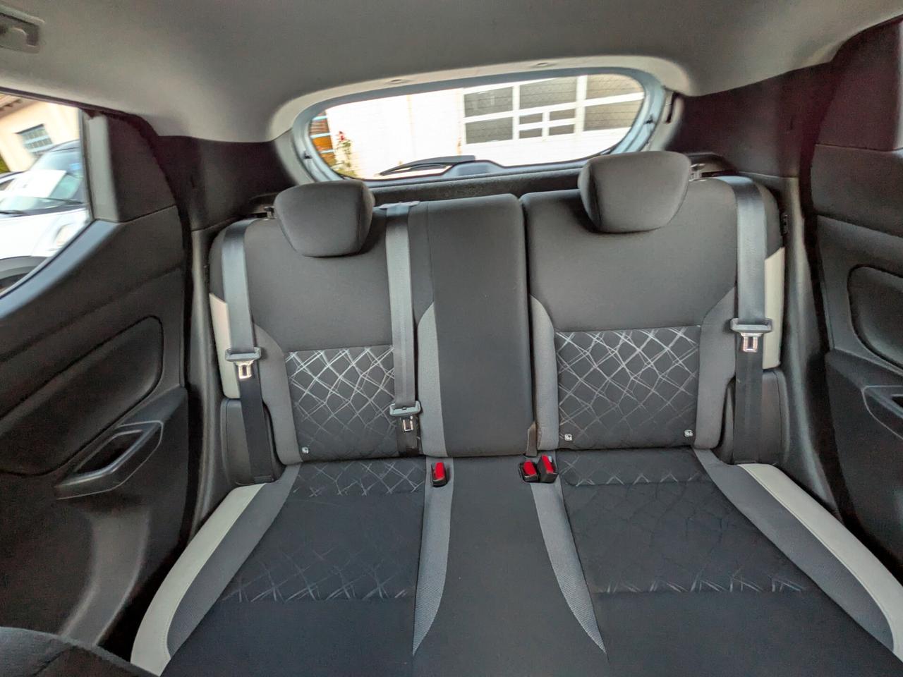 NISSAN MICRA 1.0 BENZINA 71CV 5 porte