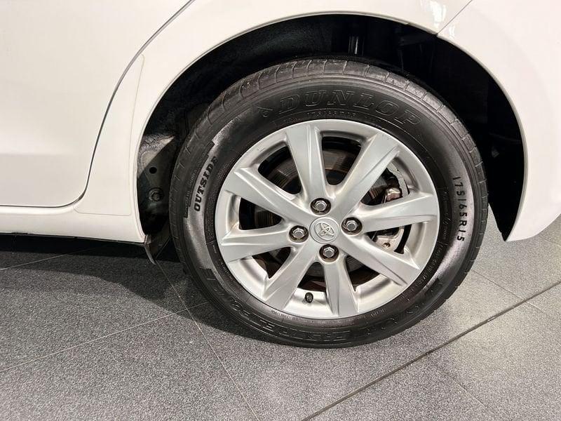 Toyota Yaris Yaris 1.5 Hybrid 5 porte Lounge Più AREA C FREE