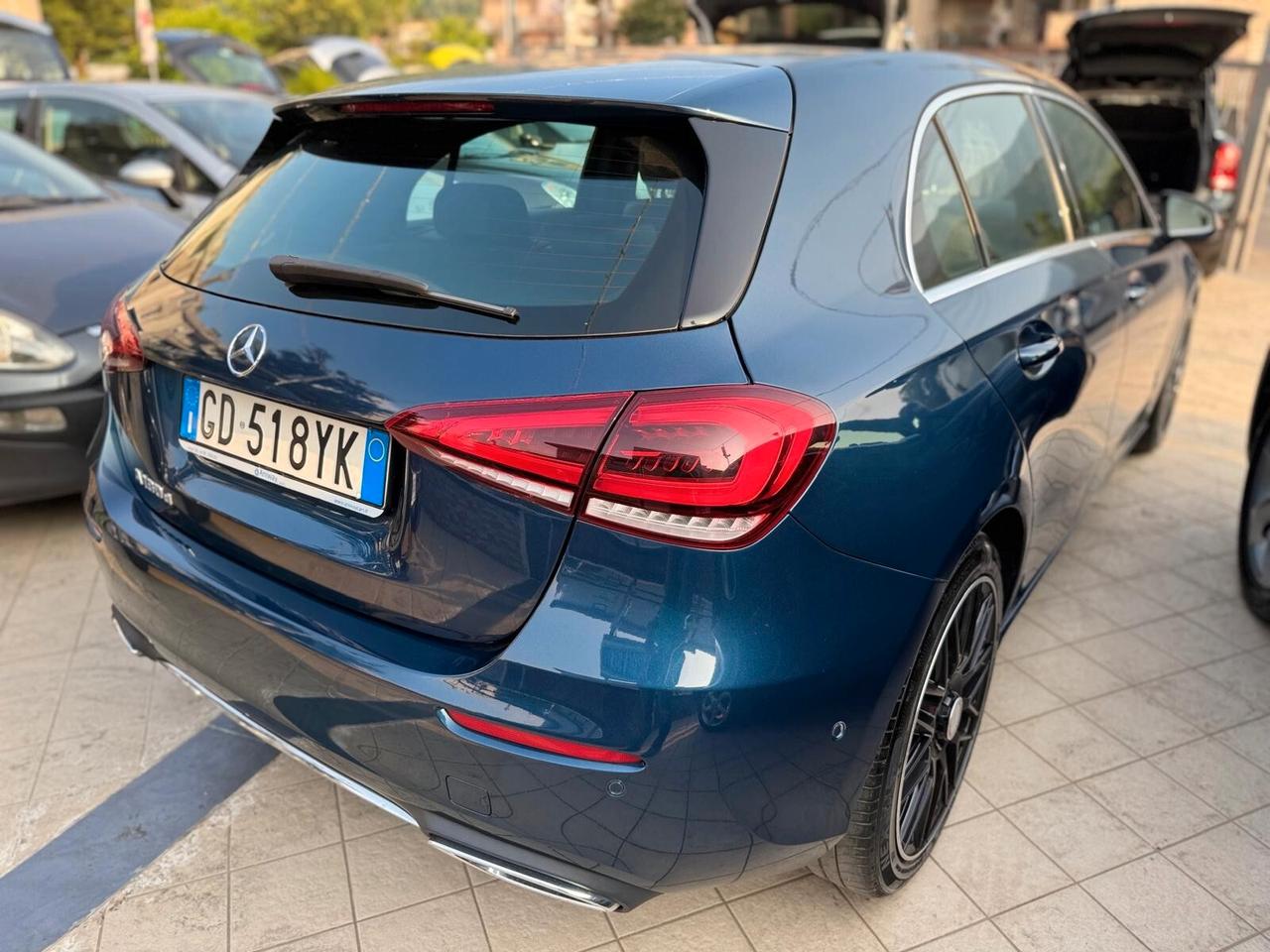 Mercedes-benz A 180 A 180 d Automatic Premium
