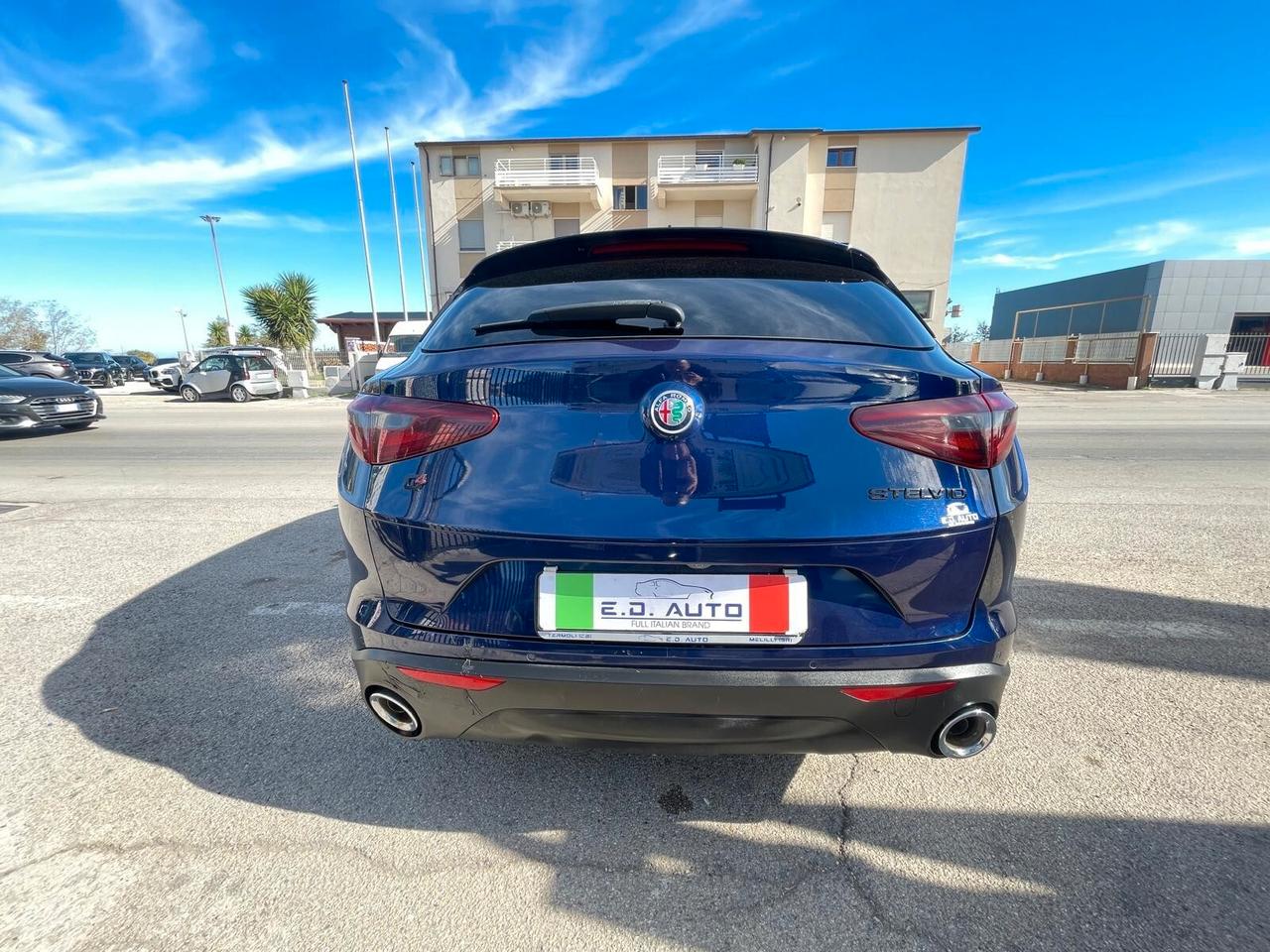 Alfa Romeo Stelvio 2.2 Turbodiesel 180 CV AT8 RWD Super