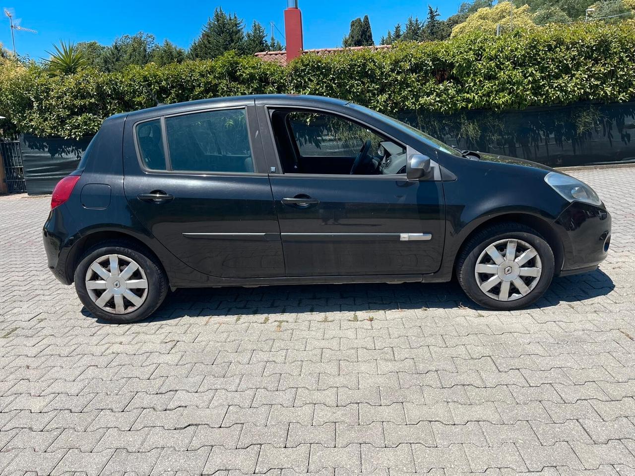 Renault Clio 1.2 16V 5 porte Luxe