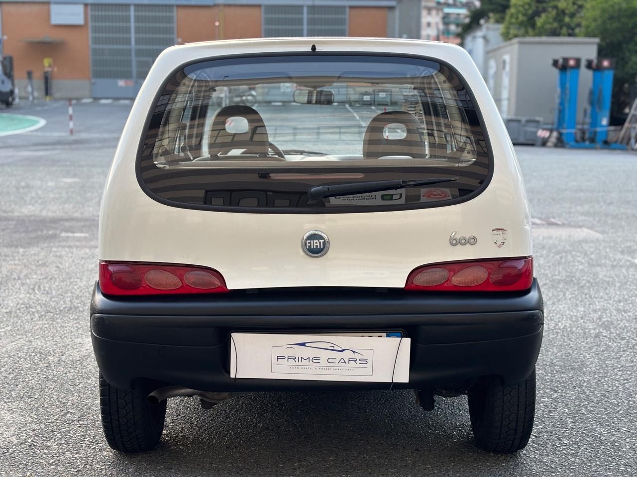 FIAT 600 1.1 CLIMA SERVOSTERZO AUTORADIO BT NEOPATENTATI ok