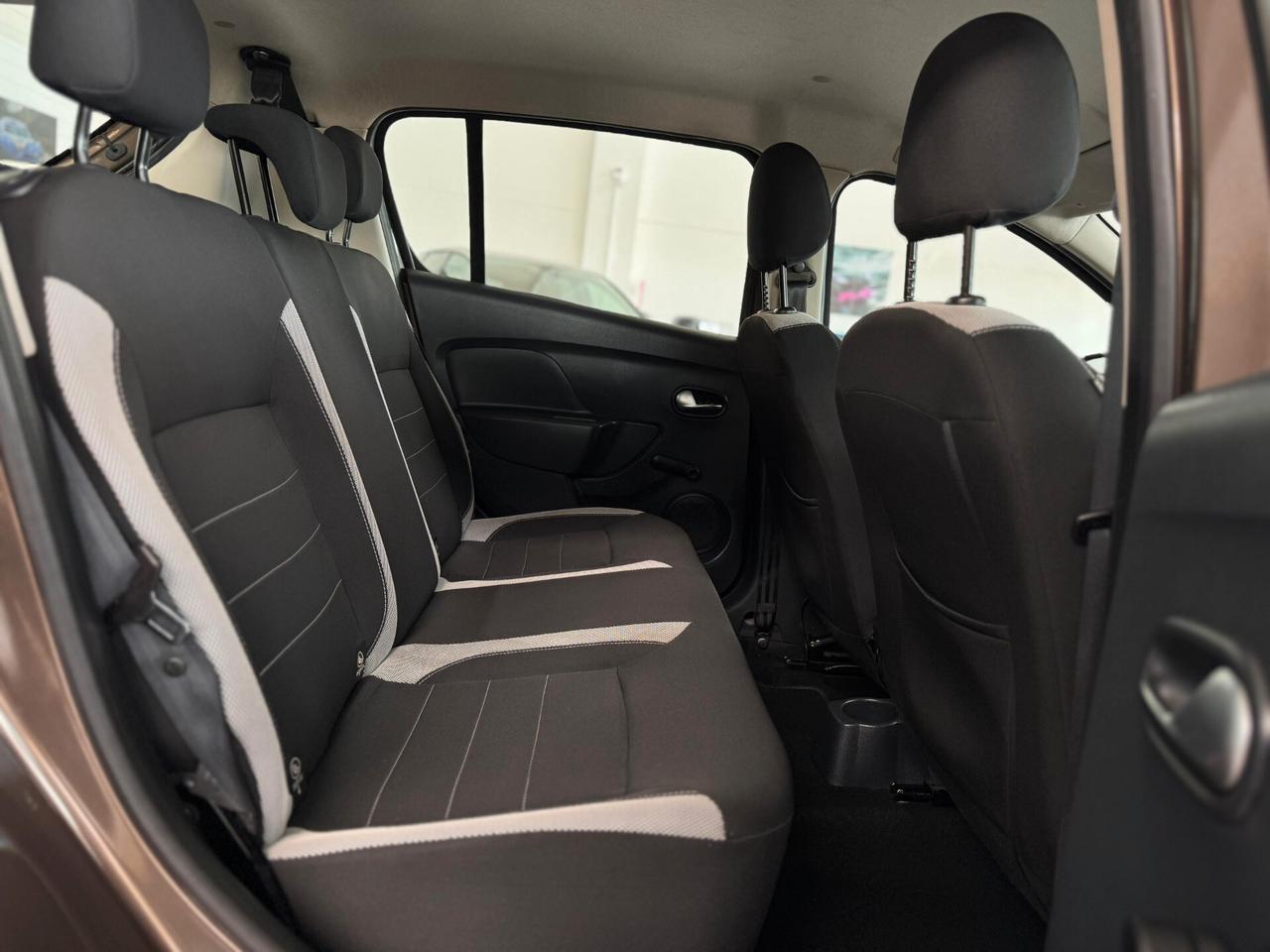 Dacia Sandero Stepway 1.0 TCe 100CV ECO-G 15th Anniversary