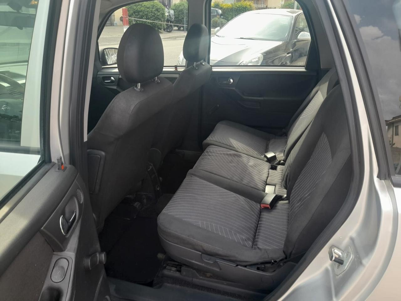Opel Meriva 1.4cc gpl (PRIVATO)-2006